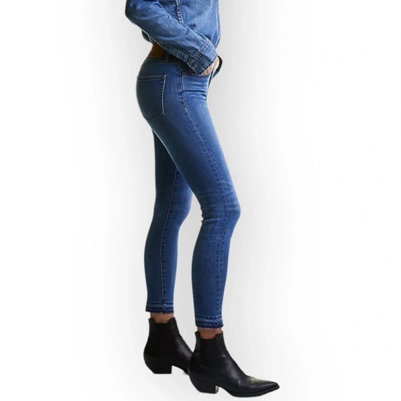 Denim Forum The Nico Mid Rise Skinny Crop in Medium Lagoon  26 - Picture 2 of 12